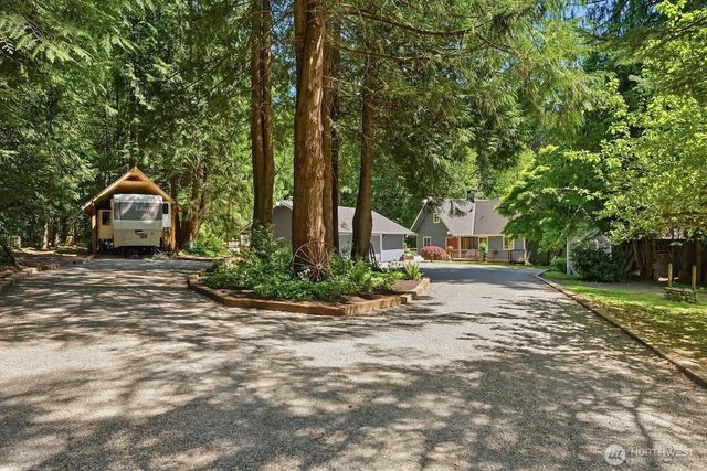 6922 232nd Avenue NE, Redmond, WA 98053
