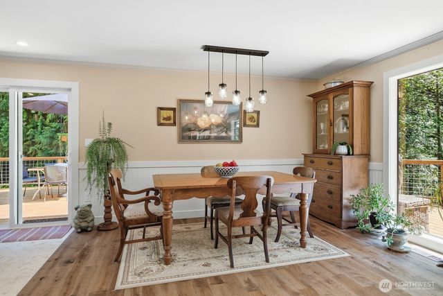 6922 232nd Avenue NE, Redmond, WA 98053