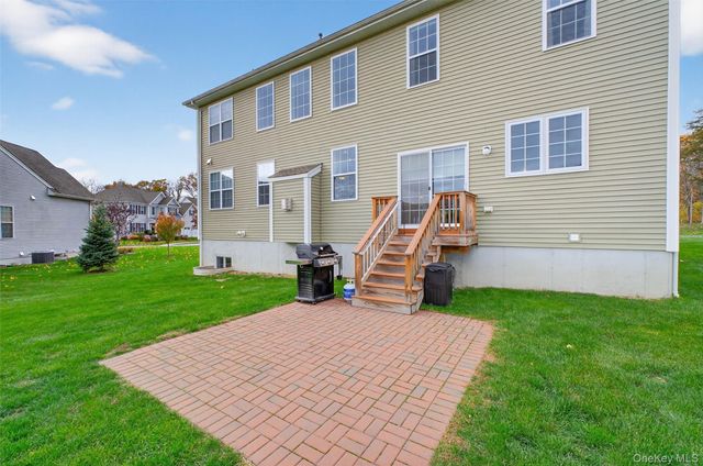 48 E Van Buren Way, Hopewell Junction, NY 12533