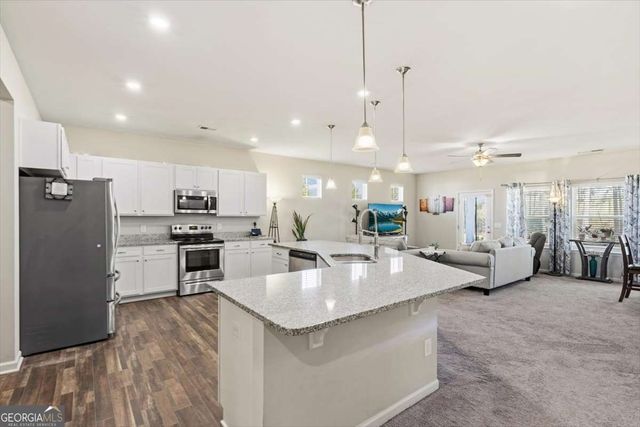 11 Rambling Oaks Drive NE, Rome, GA 30165