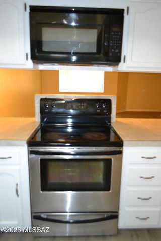 1200 E River Rd Apt D47, Tucson, AZ 85718