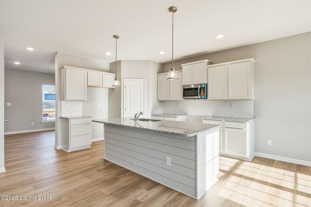 7925 Copper Drift Way, Louisville, KY 40291