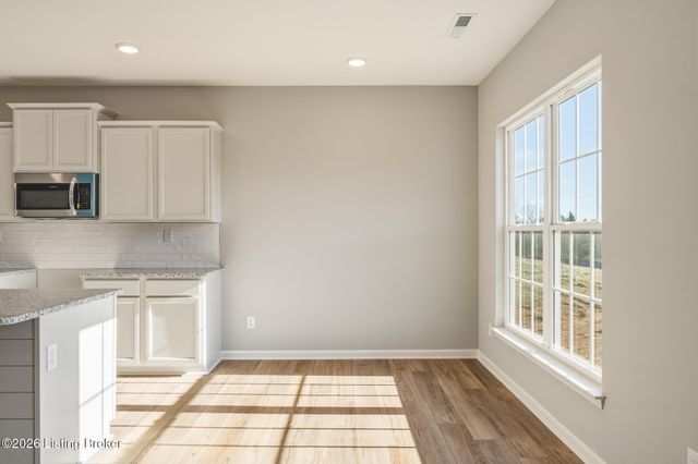 7925 Copper Drift Way, Louisville, KY 40291