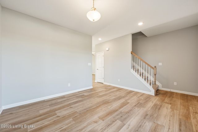 7925 Copper Drift Way, Louisville, KY 40291