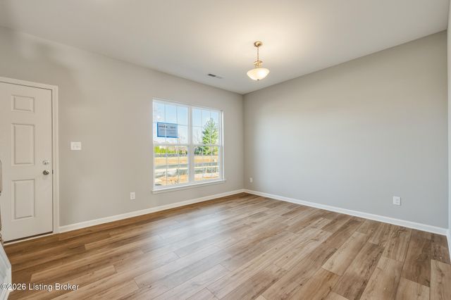 7925 Copper Drift Way, Louisville, KY 40291