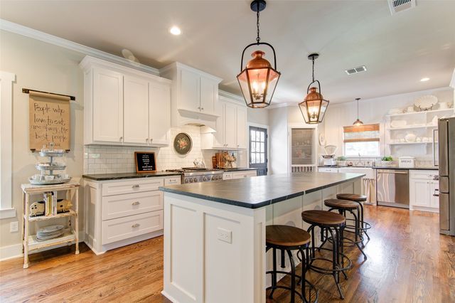 1309 Howell Street, Mckinney, TX 75069