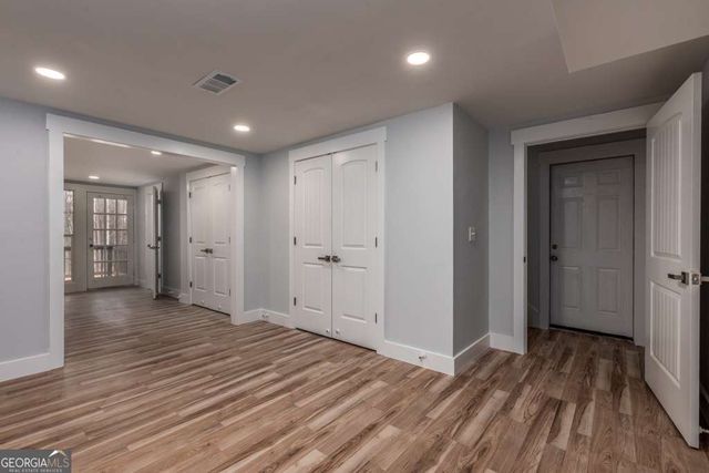 330 London Dale, Woodstock, GA 30189