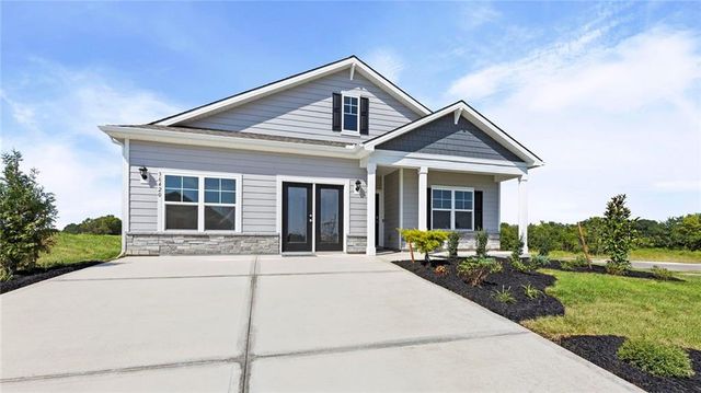 36420 W 102nd Place, De Soto, KS 66018