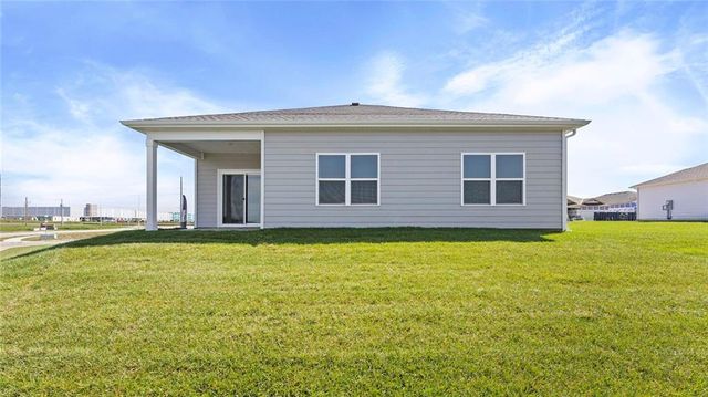 36420 W 102nd Place, De Soto, KS 66018
