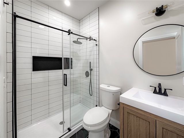 35 Mount Pleasant Avenue, Providence, RI 02908