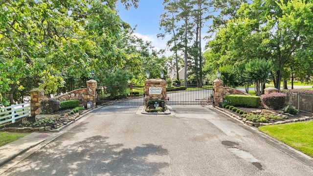 12690 Longmire Way, Conroe, TX 77304
