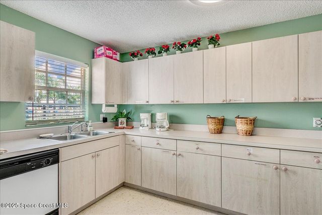 1981 Tallowood Court NE, Palm Bay, FL 32905