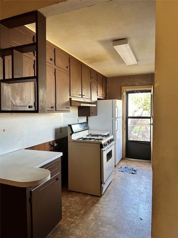 1221 Old Noonday Road, Tyler, TX 75701