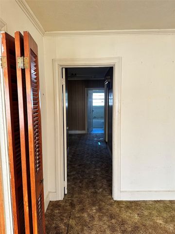 1221 Old Noonday Road, Tyler, TX 75701