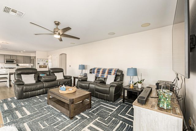 31511 N SHALE Drive, San Tan Valley, AZ 85143