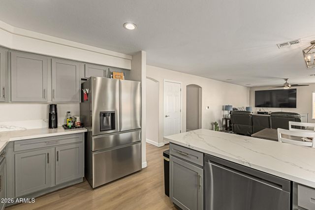 31511 N SHALE Drive, San Tan Valley, AZ 85143