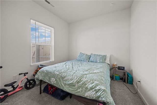 1714 Eagle View Drive, Kernersville, NC 27284