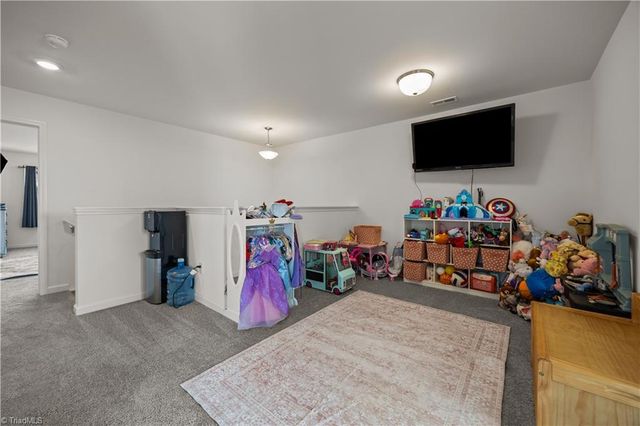 1714 Eagle View Drive, Kernersville, NC 27284