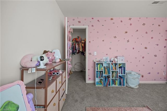 1714 Eagle View Drive, Kernersville, NC 27284