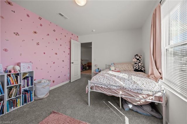 1714 Eagle View Drive, Kernersville, NC 27284