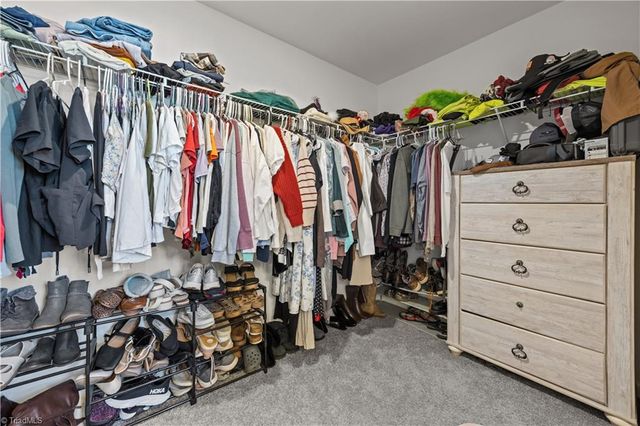 1714 Eagle View Drive, Kernersville, NC 27284