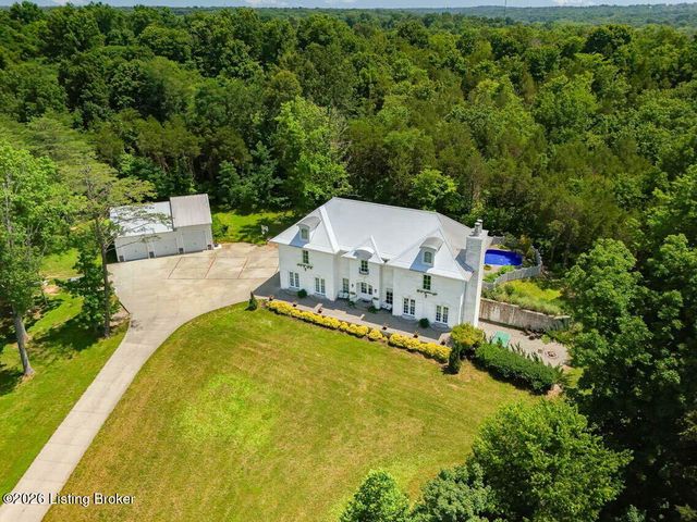 12800 Lamel Dr, Louisville, KY 40299