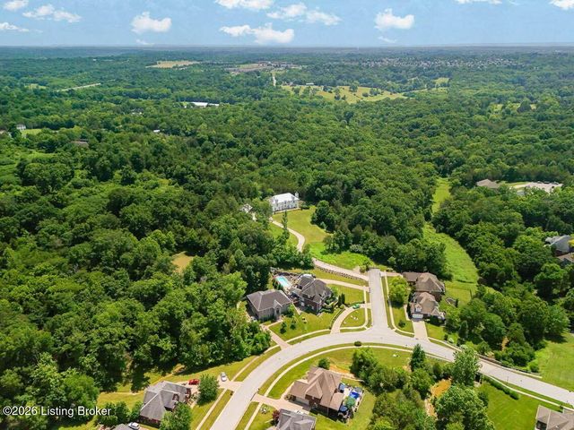 12800 Lamel Dr, Louisville, KY 40299