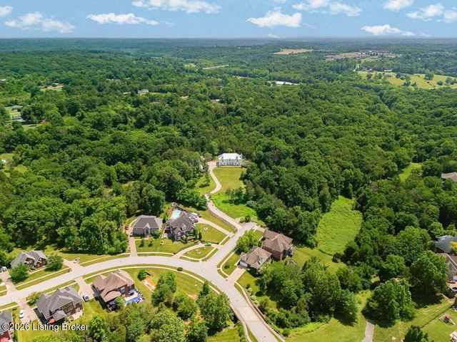 12800 Lamel Dr, Louisville, KY 40299