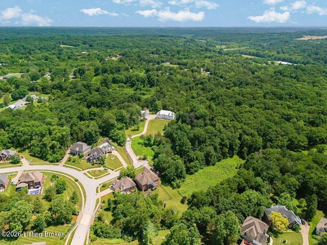 12800 Lamel Dr, Louisville, KY 40299