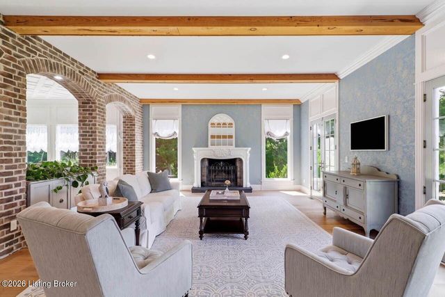 12800 Lamel Dr, Louisville, KY 40299
