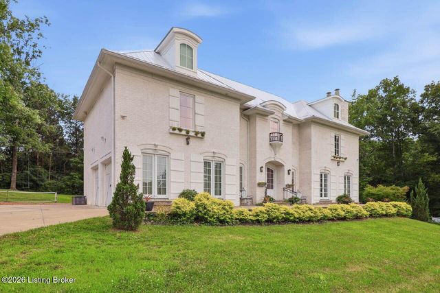 12800 Lamel Dr, Louisville, KY 40299