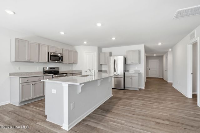 4853 Abbington Oaks Way SE, Southport, NC 28461