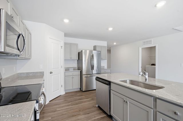 4853 Abbington Oaks Way SE, Southport, NC 28461