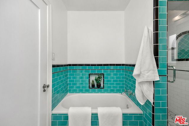 901 S Ogden Drive, Los Angeles, CA 90036