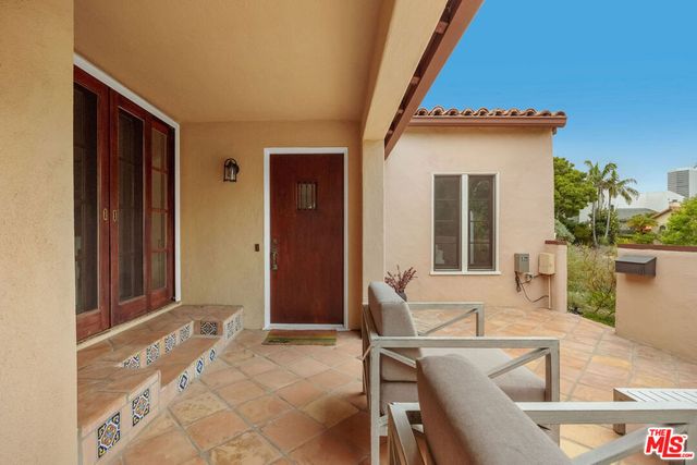 901 S Ogden Drive, Los Angeles, CA 90036
