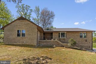 727 GLENEAGLES DR, Fort Washington, MD 20744