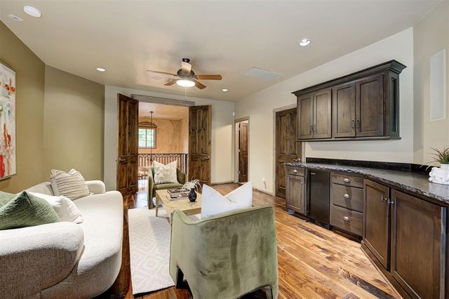 816 Crystal Creek Place, Edmond, OK 73034