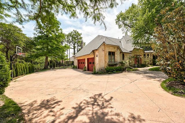 816 Crystal Creek Place, Edmond, OK 73034