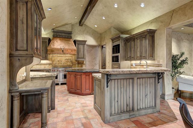 816 Crystal Creek Place, Edmond, OK 73034