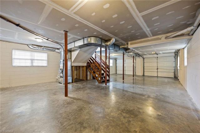 120 Rockwell Place Court, Tobaccoville, NC 27050