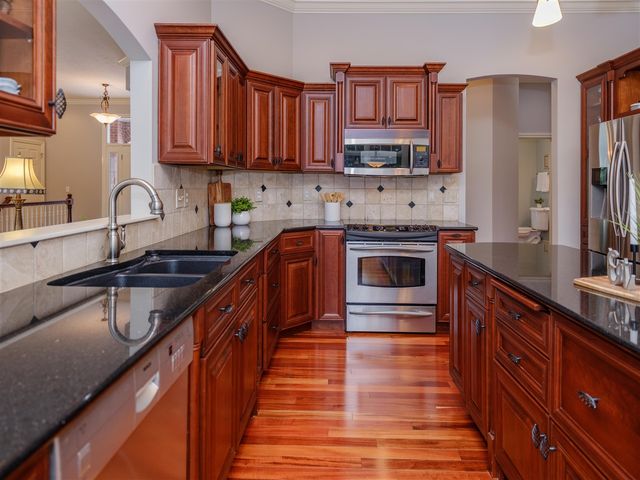 5939 Swallow Avenue, Kalamazoo, MI 49009