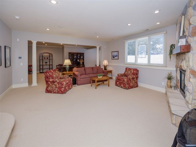 5939 Swallow Avenue, Kalamazoo, MI 49009