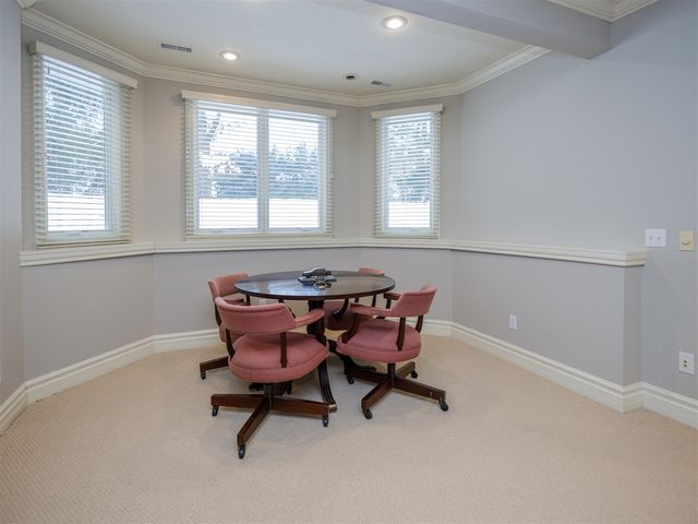 5939 Swallow Avenue, Kalamazoo, MI 49009