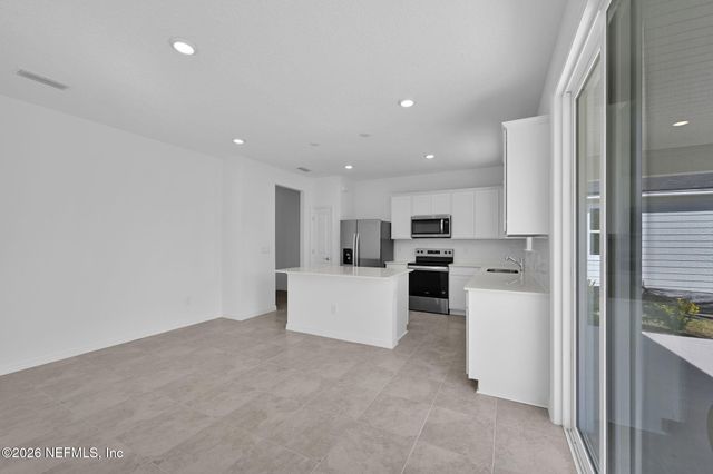 3600 AMERICANA Drive, Green Cove Springs, FL 32043