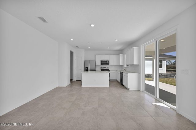 3600 AMERICANA Drive, Green Cove Springs, FL 32043