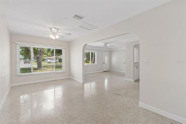 2700 43RD STREET N, St Petersburg, FL 33713