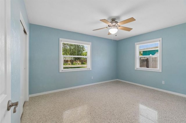 2700 43RD STREET N, St Petersburg, FL 33713