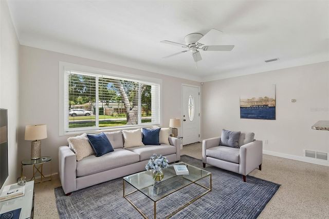 2700 43RD STREET N, St Petersburg, FL 33713