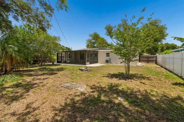 2700 43RD STREET N, St Petersburg, FL 33713