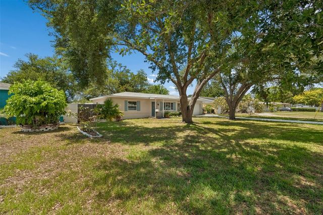 2700 43RD STREET N, St Petersburg, FL 33713